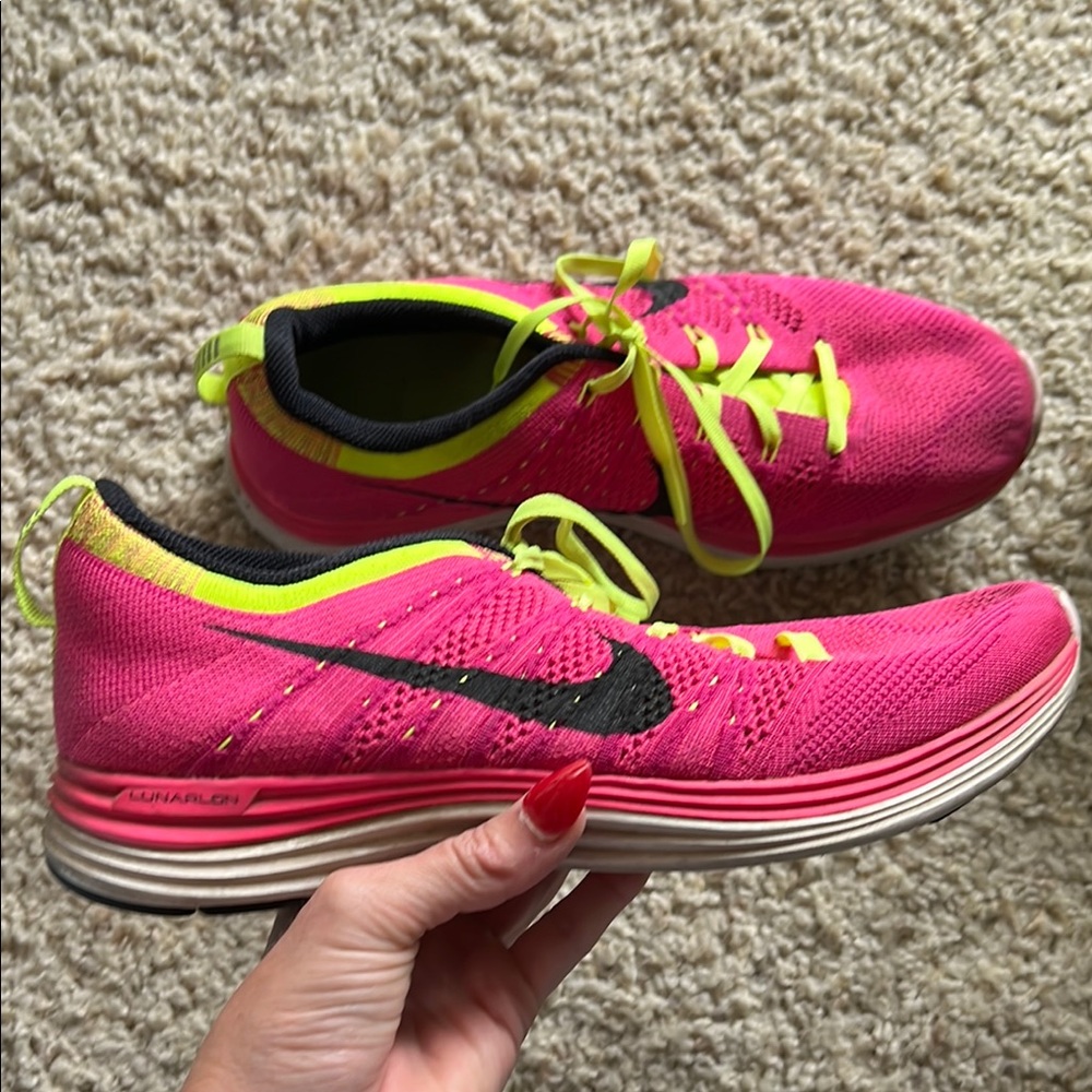 Nike Pink Flyknit One
